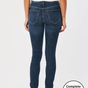 Hollister dark wash supper skinny jeans